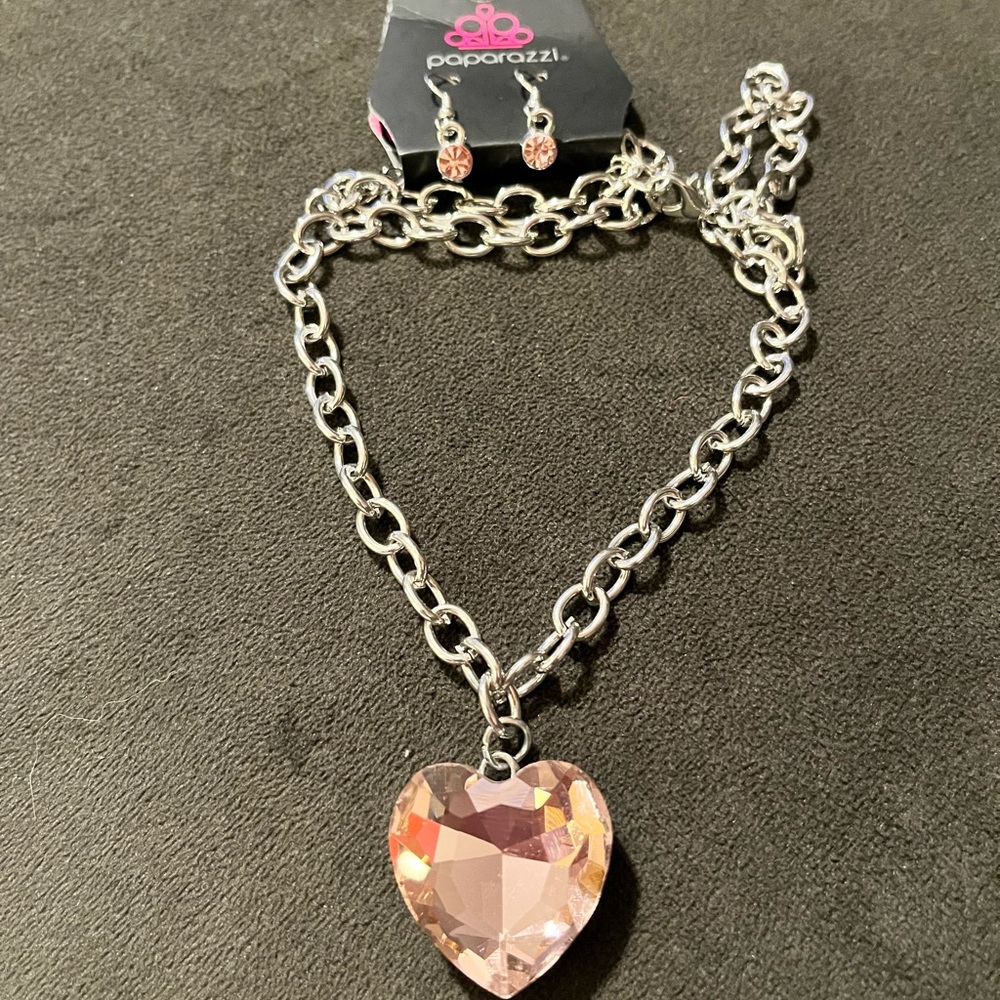 Paparazzi Silver Necklace with Pink Heart Pendant